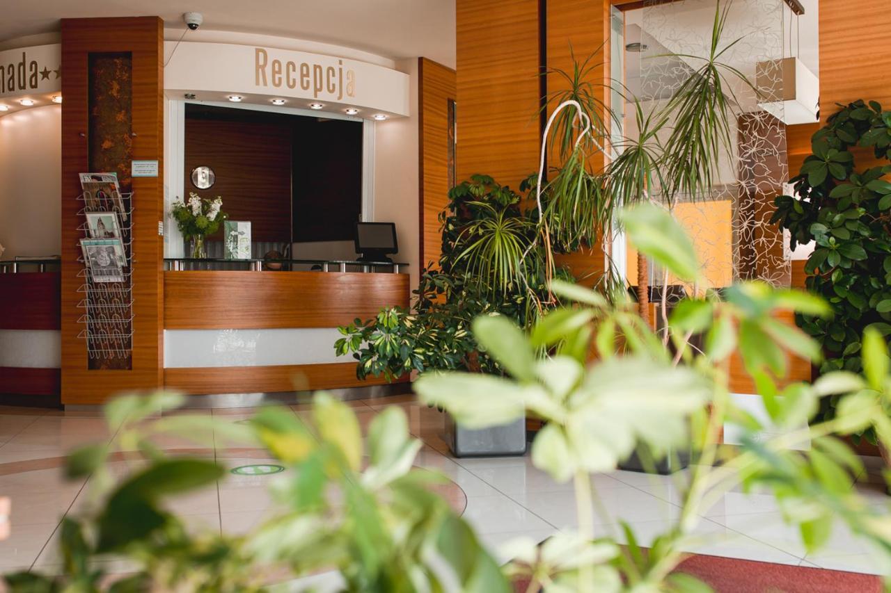Hotel Promenada Ostróda Esterno foto